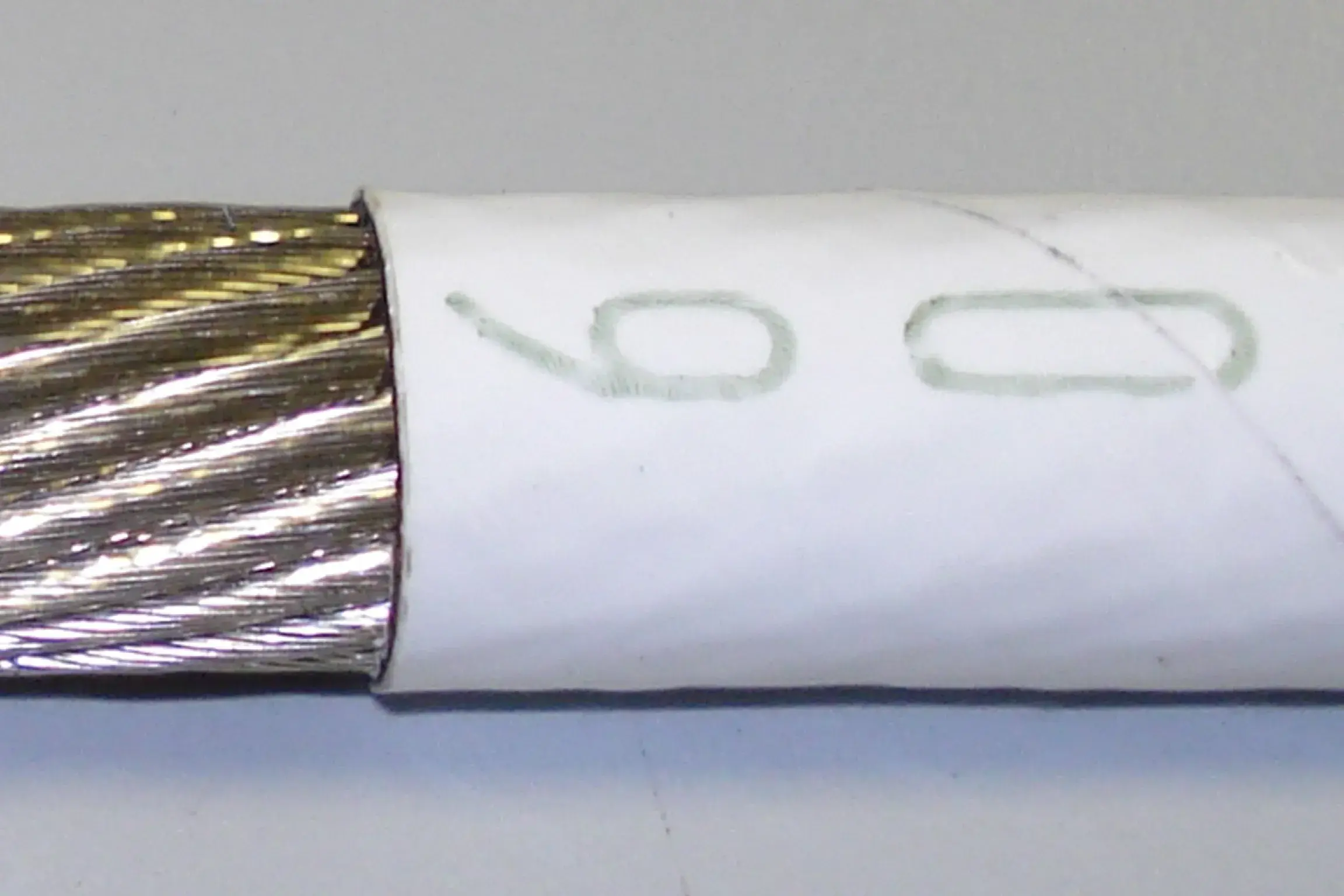 60 white colored wrapper for golden wire.